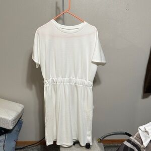 White Short Sleeve Dress